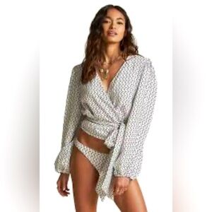 Billabong x Sincerely Jules Printed Linen Blend Long Sleeve Wrap Blouse M NWOT